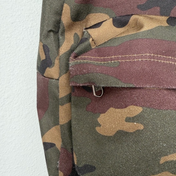 Vans Camo Backpack in Green and Brown - Picture 2 of 8